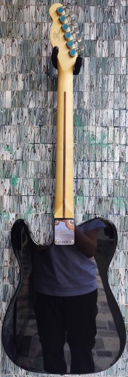 Squier Sonic Telecaster, Maple Fingerboard, White Pickguard