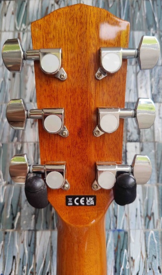 Fender CD-140SCE Electro-Acoustic Dreadnought Cutaway, Walnut Fingerboard, Sunburst
