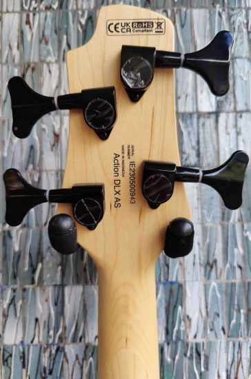 Cort Action Deluxe AS Bass, Open Pore Natural