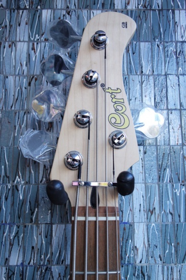 Cort GB35-JJ 5-String Bass, Black