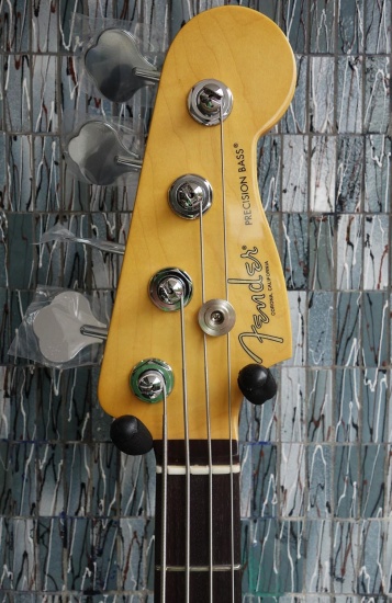 Fender American Professional II Precision Bass, Rosewood Fingerboard, Dark Night