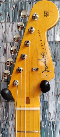 Fender American Vintage II 1957 Stratocaster, Maple Fingerboard, Vintage Blonde