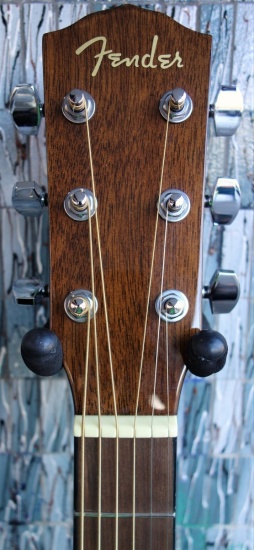 Fender CC-60SCE Electro-Acoustic Concert Cutaway, Walnut Fingerboard, Natural