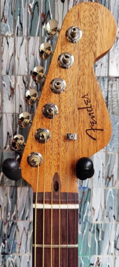 Fender Highway Series Dreadnought, Rosewood Fingerboard, Natural