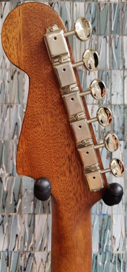 Fender Newporter Special, All Mahogany Electro-Acoustic Cutaway, Natural