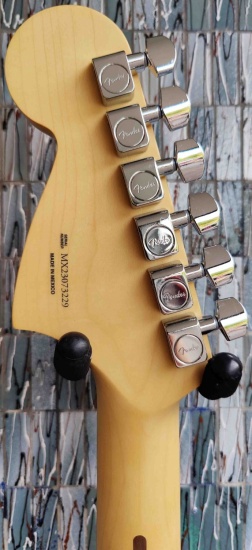 Fender Player Jaguar, Pau Ferro Fingerboard, Candy Apple Red