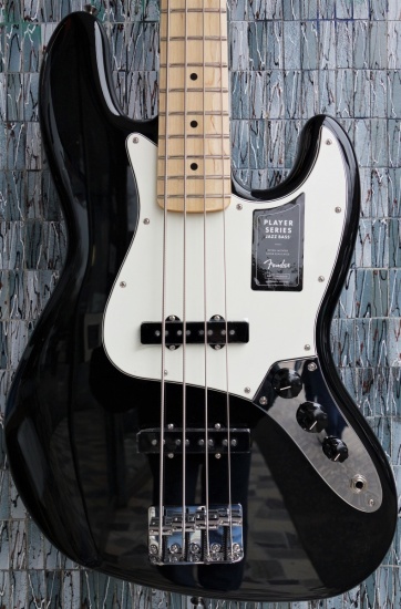 Fender Player Jazz Bass, Maple Fingerboard, Black