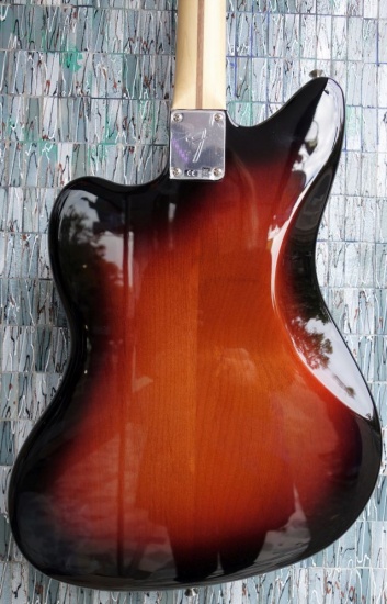 Fender Player Series Jazzmaster, Pau Ferro Fingerboard, 3-Color Sunburst