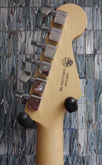 Fender Player Series Left-Handed Stratocaster, Maple Fingerboard, Tidepool