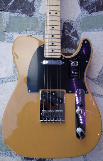 Fender Player Series Telecaster, Maple Fingerboard, Butterscotch Blonde