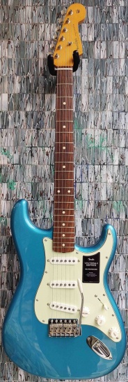 Fender Vintera II '60s Stratocaster, Rosewood Fingerboard, Lake Placid Blue