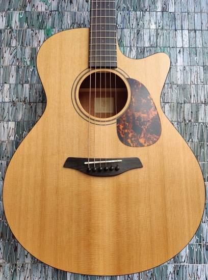 Furch Blue Gc-CM Western Red Cedar/African Mahogany Grand Auditiorium Cutaway Acoustic Guitar
