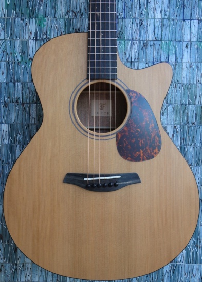 Furch Blue Master's Choice Gc-CM SPE Electro-Acoustic Grand Auditorium Cutaway with LR Baggs Stagepro Element