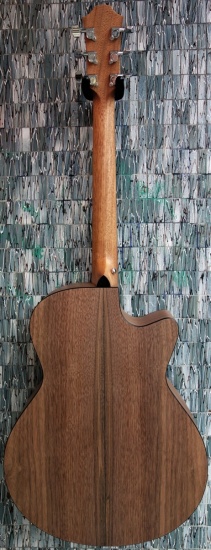 Furch Blue Plus Gc-SW Sitka Spruce/Black Walnut Left-Handed Grand Auditorium Cutaway Acoustic Guitar
