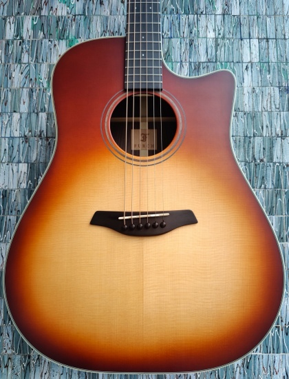 Furch Green Master's Choice Dc-SR SPE Sitka Spruce/Indian Rosewood Electro-Acoustic Dreadnought Cutaway with LR Baggs Stagepro Element, Sunburst
