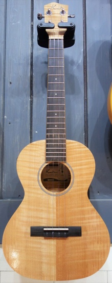 Kai KTI-90 Flamed Maple Tenor Ukulele