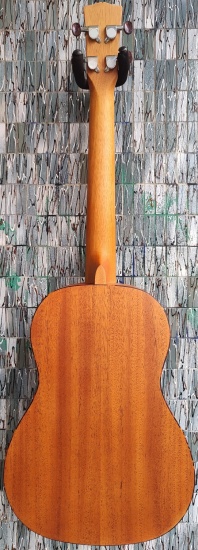 Korala UKB-210 Baritone Ukulele