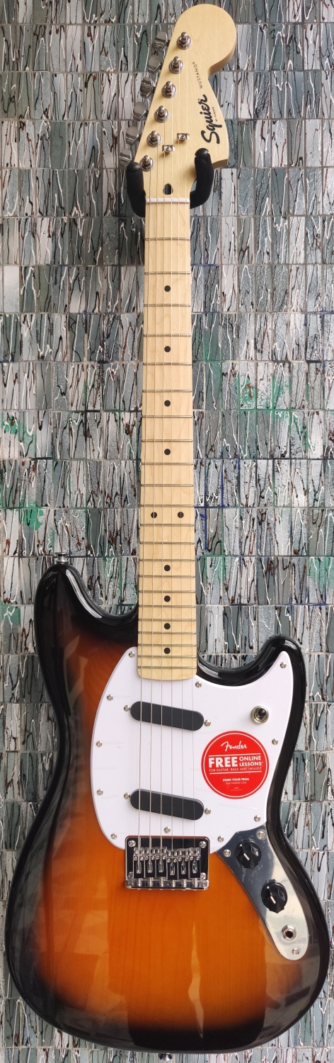 Squier Sonic Mustang, Maple Fingerboard, 2-Color Sunburst