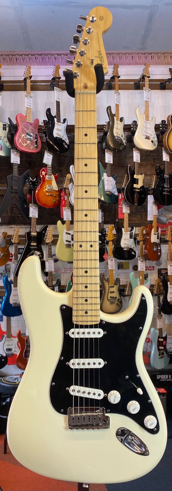 Fender 2004 American Standard Stratocaster, Olympic White (Pre