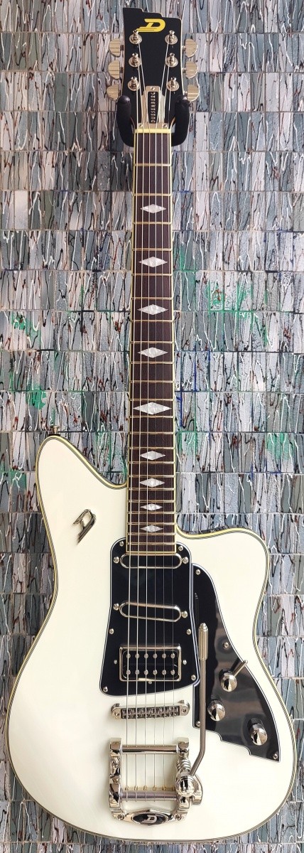 Duesenberg Paloma, White