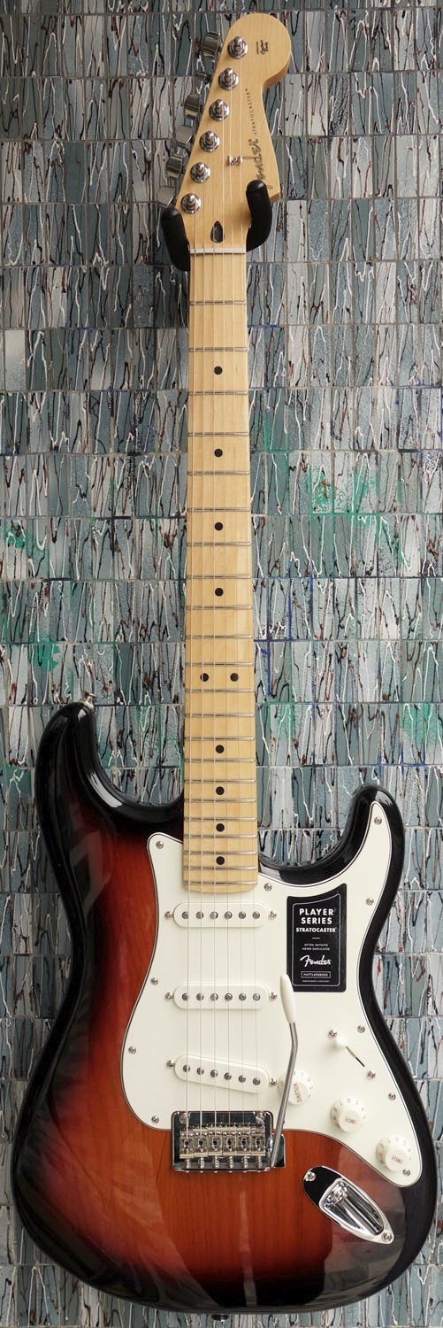 Maple　3-Colour　Fender　Sunburst　Player　Series　Stratocaster,　Fingerboard,