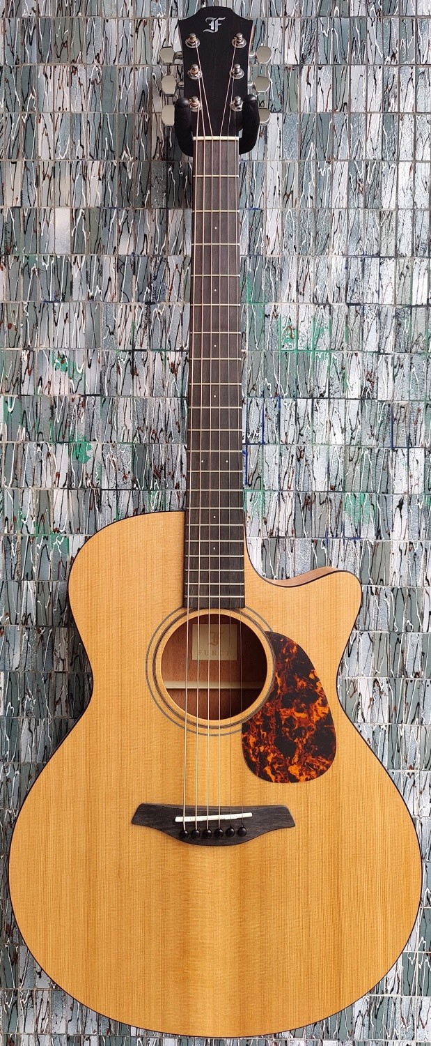 Furch Blue Gc-CM Western Red Cedar/African Mahogany Grand Auditiorium Cutaway Acoustic Guitar