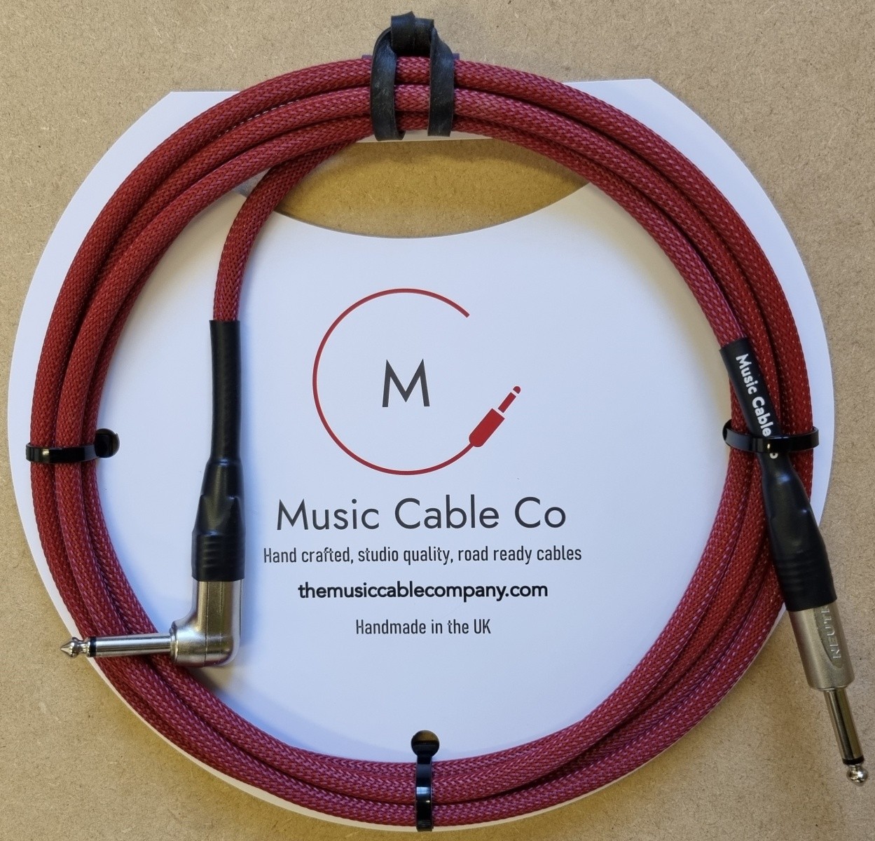 Music Cable Co Instrument Cable CoreM 3m Straight-to-Right, Red