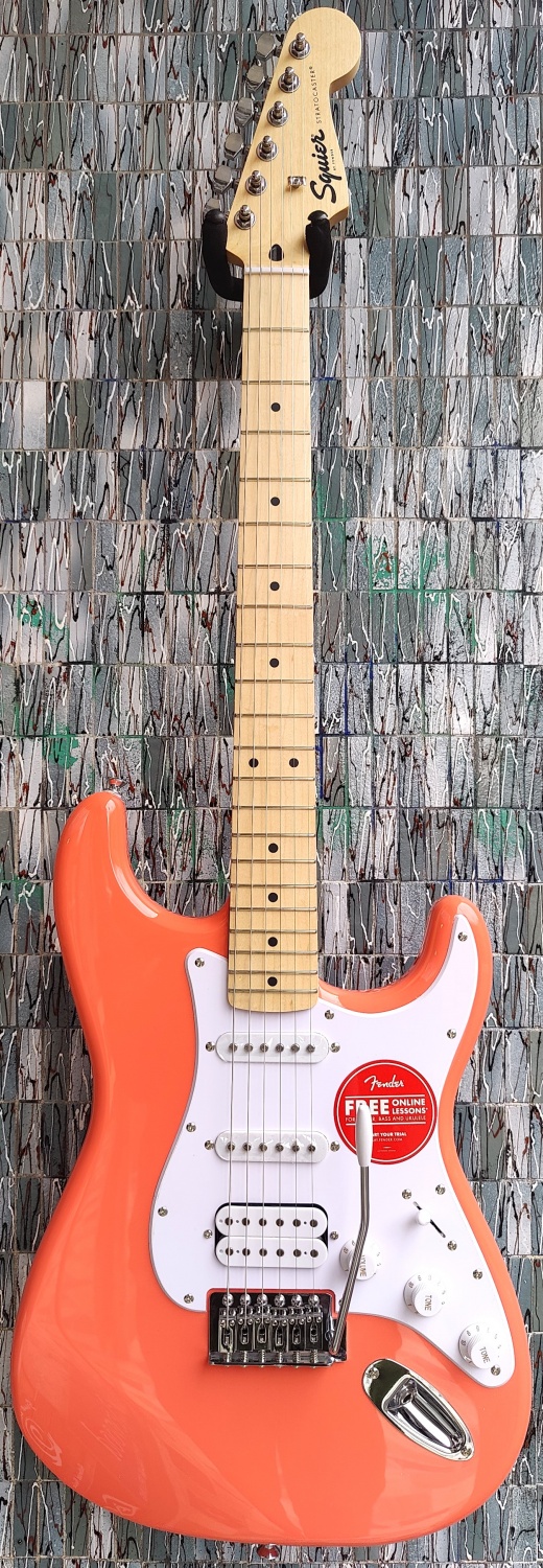 Squier Sonic Stratocaster HSS, Maple Fingerboard, White Pickguard, Tahitian Coral