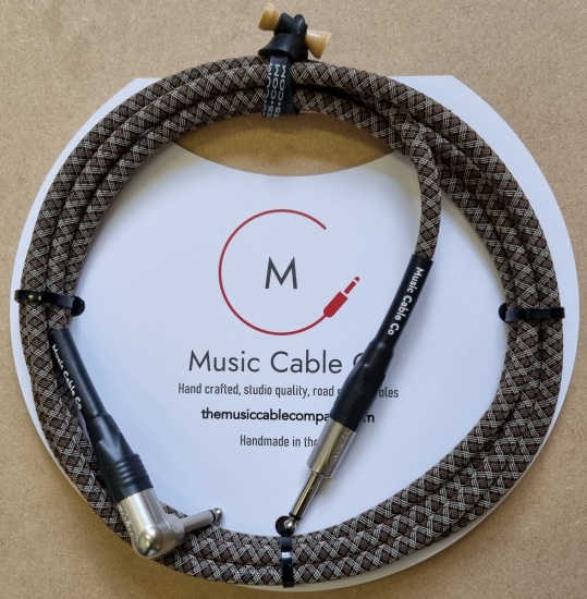 Music Cable Co Instrument Cable CoreB 3m Straight-to-Right, Snake