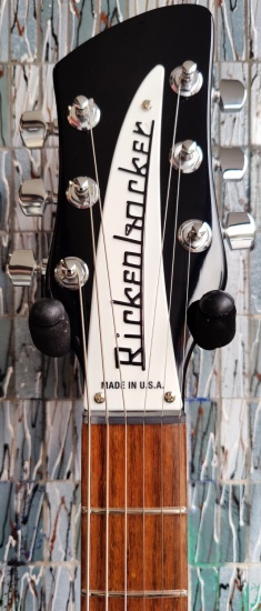 Rickenbacker 330, Jetglo