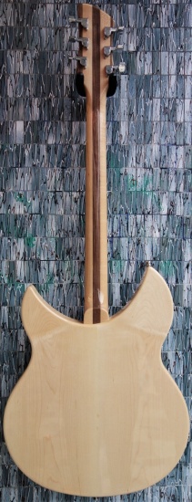 Rickenbacker 330, Mapleglo