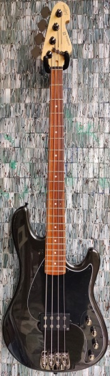 Sandberg California Central 4-String Bass, Anthracite