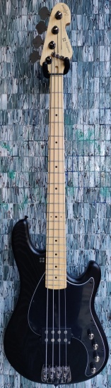 Sandberg California Central 4-String Bass, Matte Black
