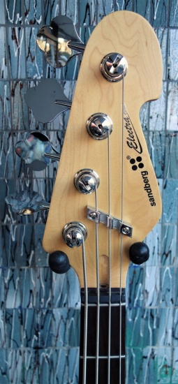 Sandberg Electra TT4 Bass, Creme High Gloss