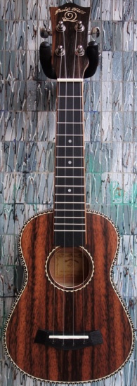 Snail UKS-220 Soprano Ukulele, Ebony