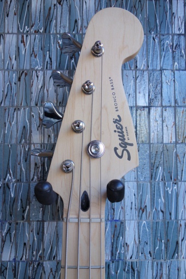 Squier Bronco Bass, Black