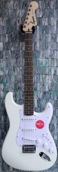 Squier Bullet Stratocaster HT, Arctic White