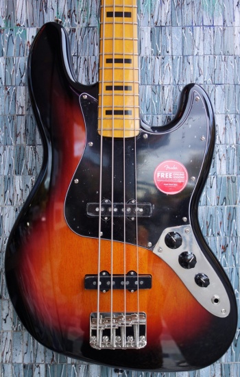 Squier Classic Vibe '70s Jazz Bass, 3-Color Sunburst