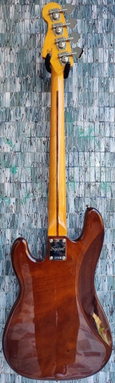 Squier Classic Vibe '70s Precision Bass, Maple Fingerboard, Walnut