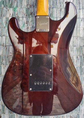 Squier Classic Vibe '70s Stratocaster HSS, Laurel Fingerboard, Walnut