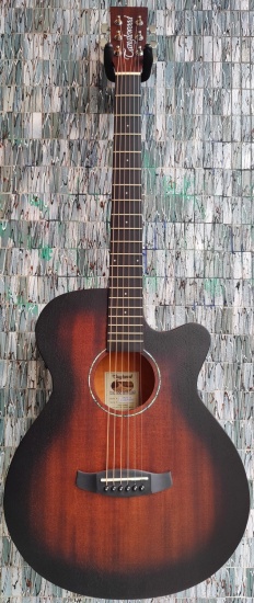 Tanglewood Crossroads TWCR SFCE Mahogany Super Folk Cutaway, Whiskey Barrel Burst Satin