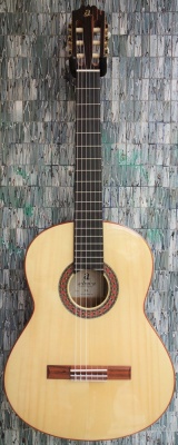 Admira F4 Flamenco Classical Guitar ADMF4