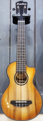 Breedlove Lu'au Natural Shadow Electro-Acoustic Concert Cutaway Ukulele, Solid Myrtlewood Top