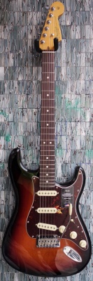Fender American Professional II Stratocaster, Rosewood Fingerboard, 3-Color Sunburst