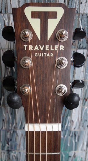 Traveler Redlands Concert Electro-Acoustic Travel Guitar, Spruce